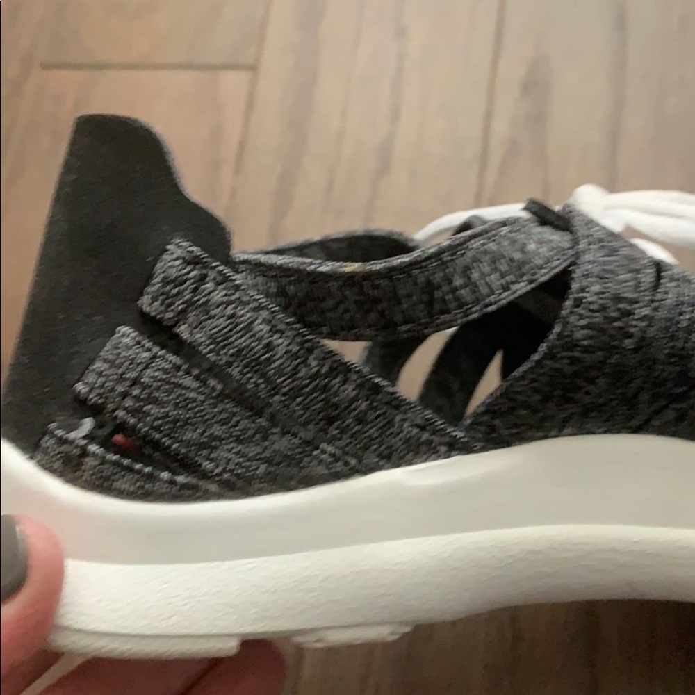 Merrell Slip On Sneakers - Picture 6 of 8
